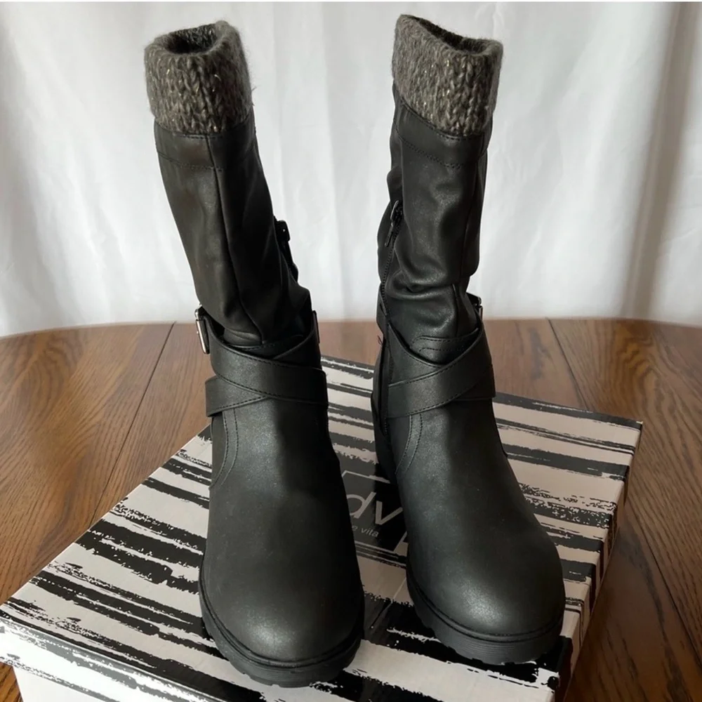 DV Dolce Vita Girls Nicky Buckle Accent Moto Western Fashion Black‎ Boots 3 M